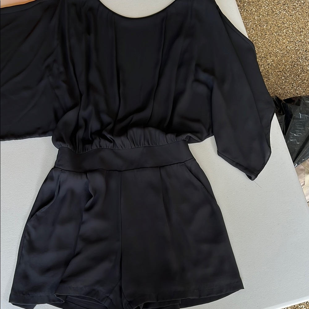 White House Black Market Charcoal Blouse